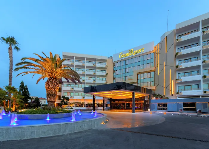 Pet Friendly hotel: The Grandresort - Leonardo Limited Edition